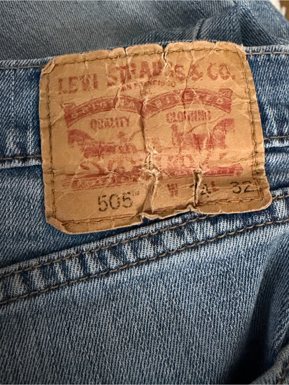 Levi's Men's Jeans - Light Blue Relaxed Fit